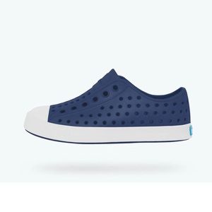 C6 NATIVE navy blue excellent condition